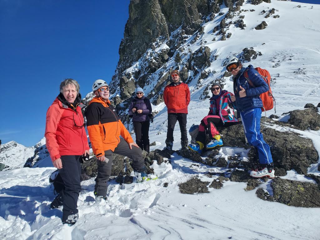 photo 260301037_121g